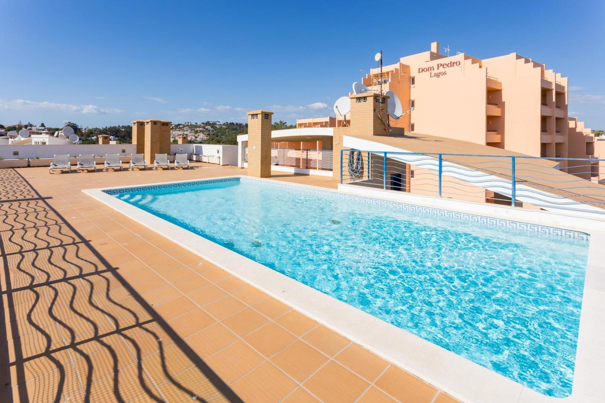 Mira Baia - Meia Praia Family Apartment 拉哥斯 外观 照片